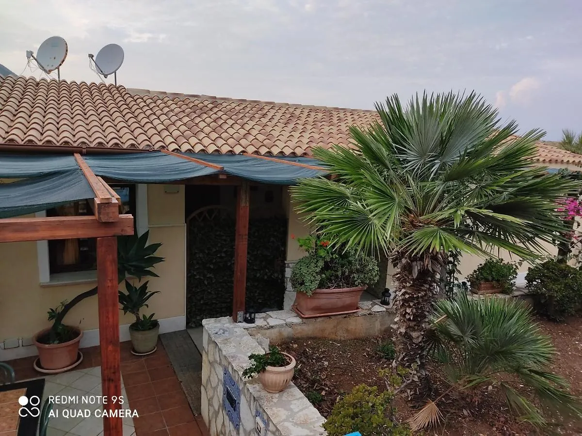 Apartment Baglio Cracchiolo Da Tuzzo - Casa Bouganville San Vito Lo Capo Italy