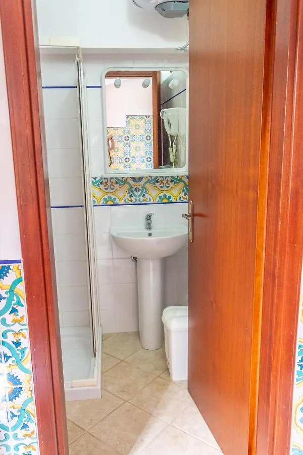 Apartment Baglio Cracchiolo Da Tuzzo - Casa Bouganville San Vito Lo Capo Italy