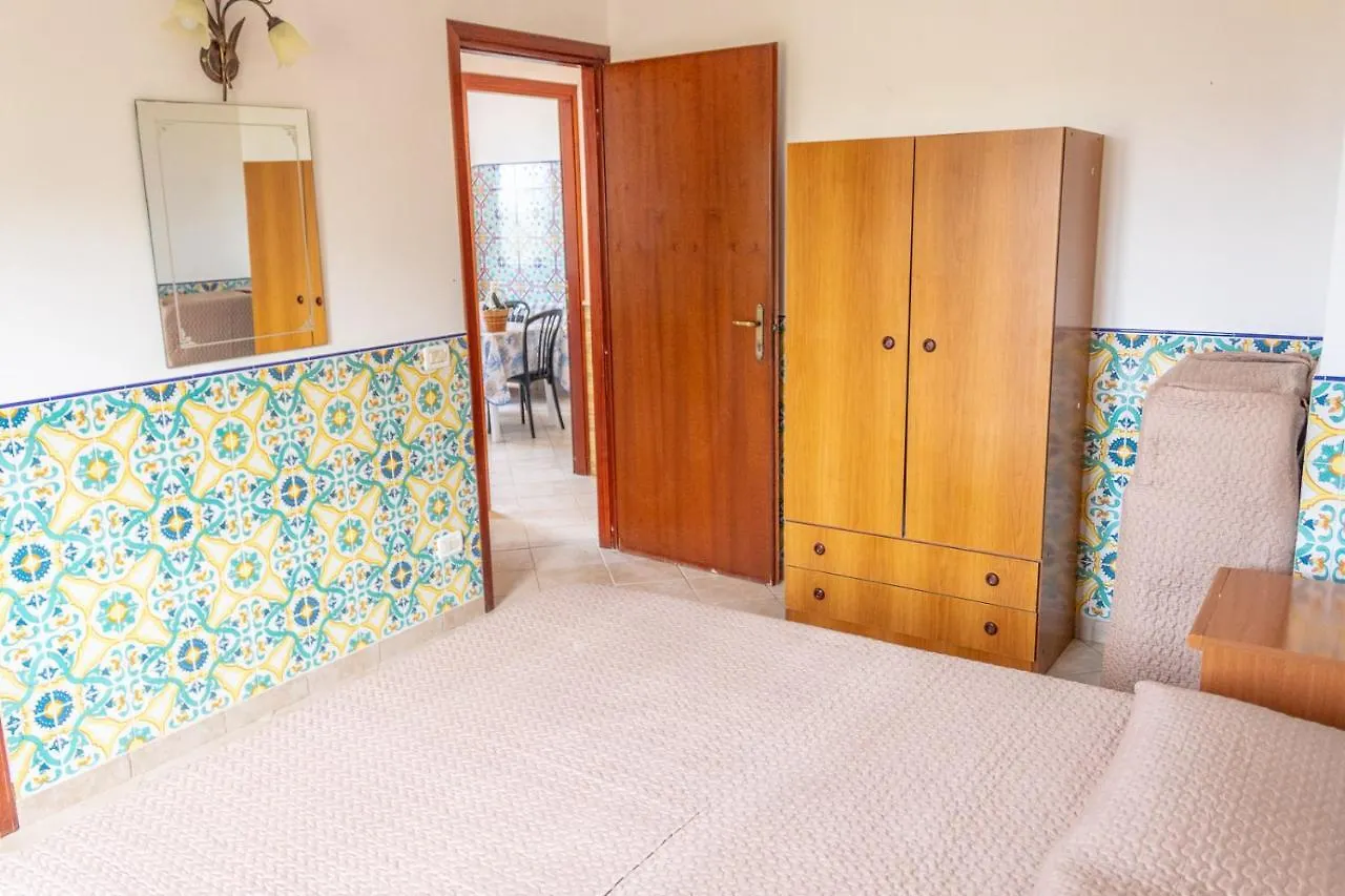 Apartment Baglio Cracchiolo Da Tuzzo - Casa Bouganville San Vito Lo Capo Italy